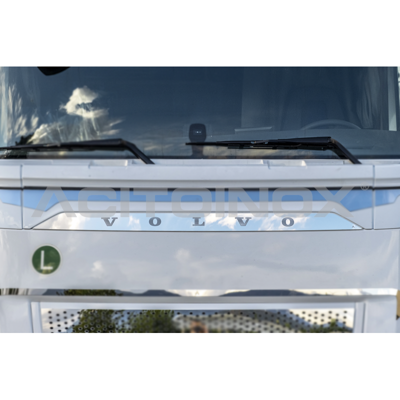 Habillage de calandre supérieur | Volvo FH AERO - Accueil